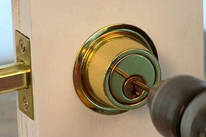 ouverture de porte a paris 19